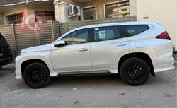 ميتسوبيشي باجيرو سبورت